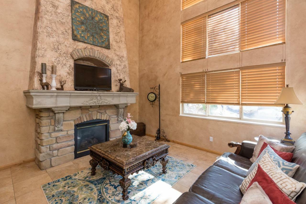 Luxury Townhouse In Wolf Creek Villa Eden Exterior photo