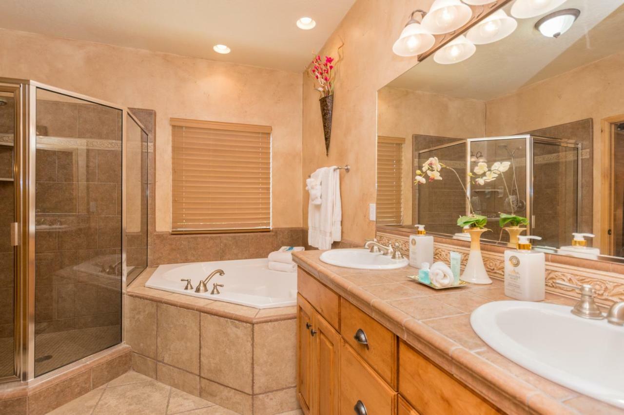 Luxury Townhouse In Wolf Creek Villa Eden Exterior photo